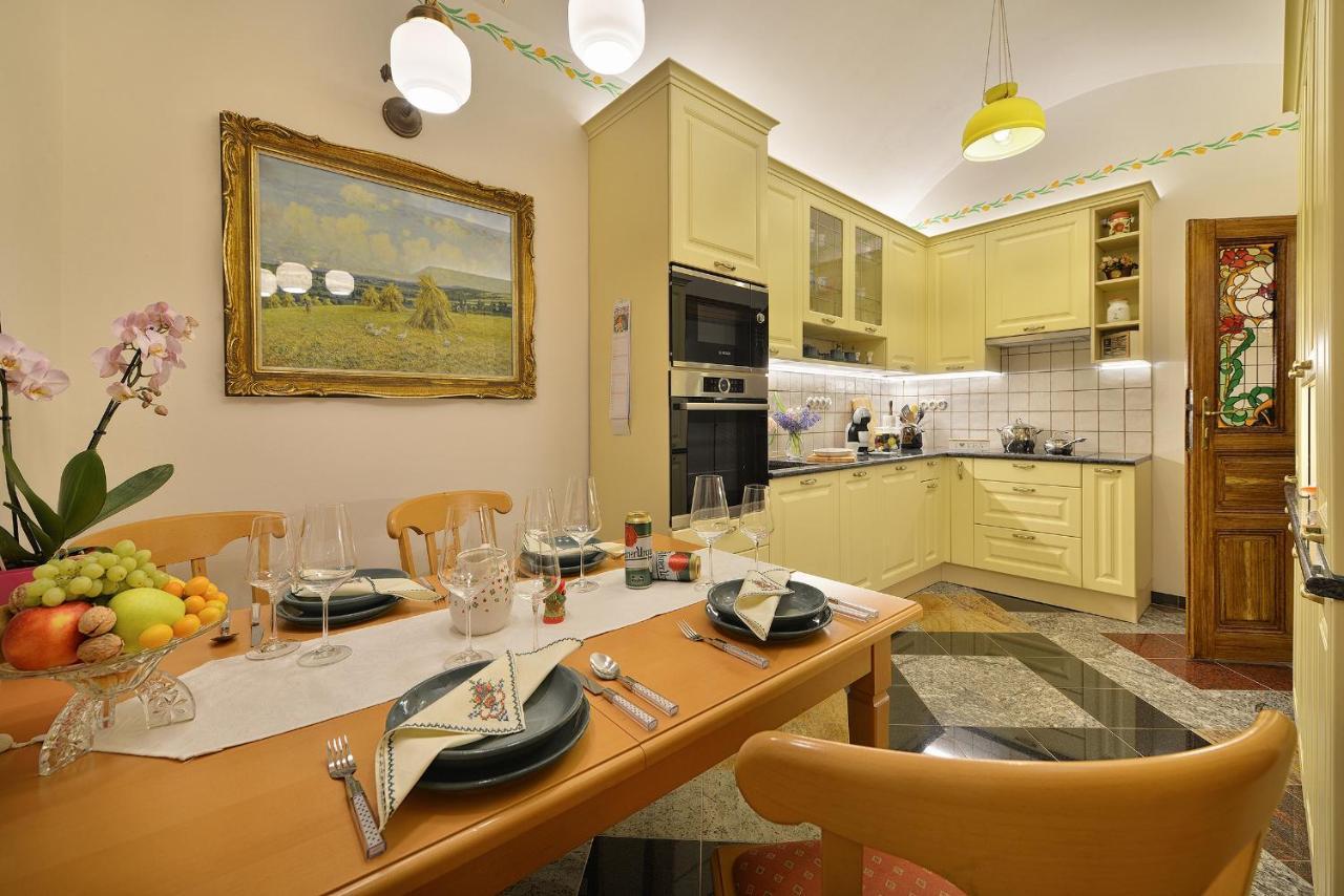 Dalia Janáčkovo Nábřeží Apartmán Praha